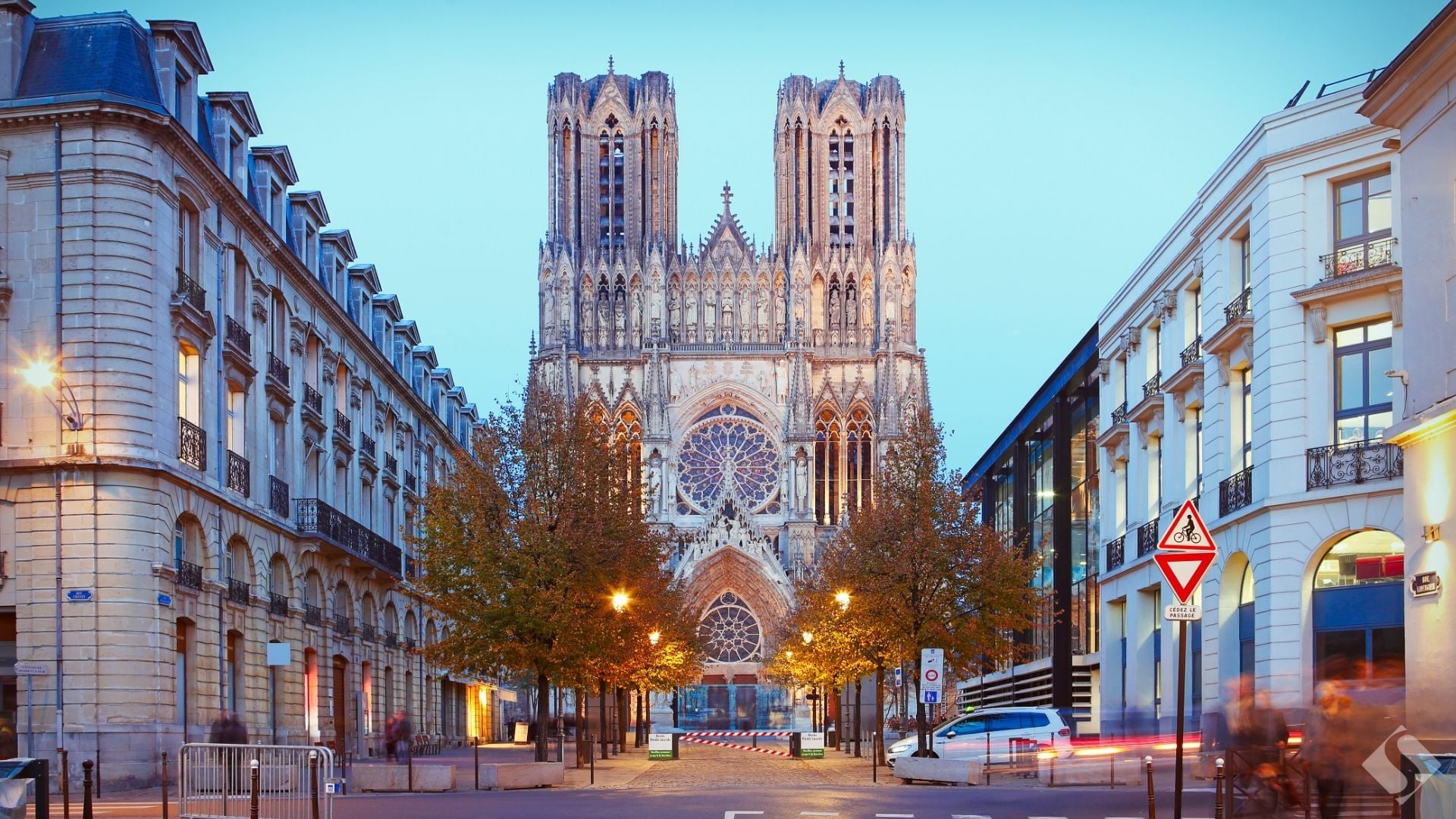 DESCUBRA FRANCIA